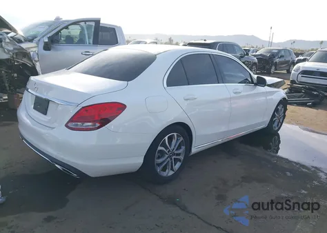 2018 Mercedes-Benz C 300 from USA, damaged, VIN 55SWF4JB9JU239712